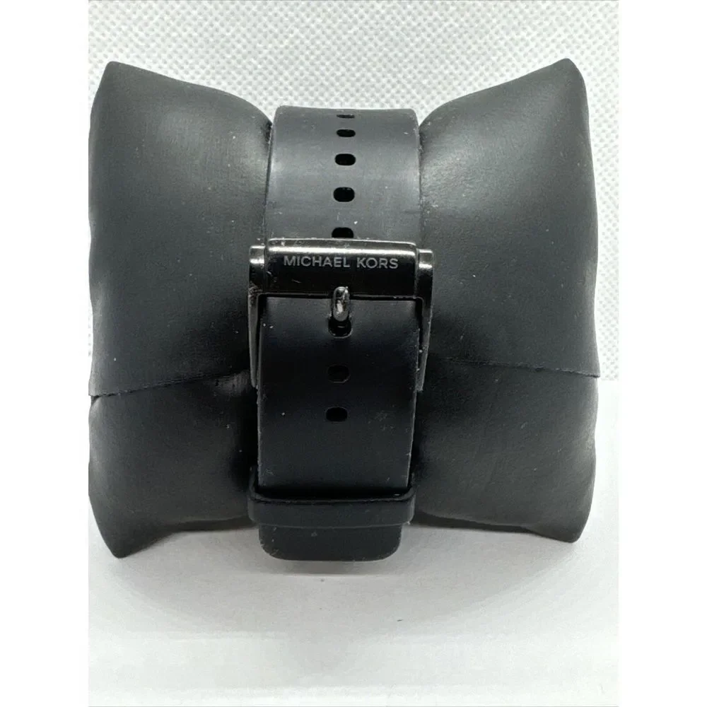 Michael Kors Scout MK8317 Women's Black Silicone Strap Analog Dial Watch JNA308